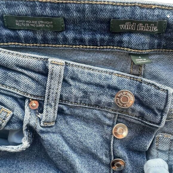 Wild Fable Women’s Blue Denim Super High Rise Straight Leg Size 4 - Picture 7 of 7